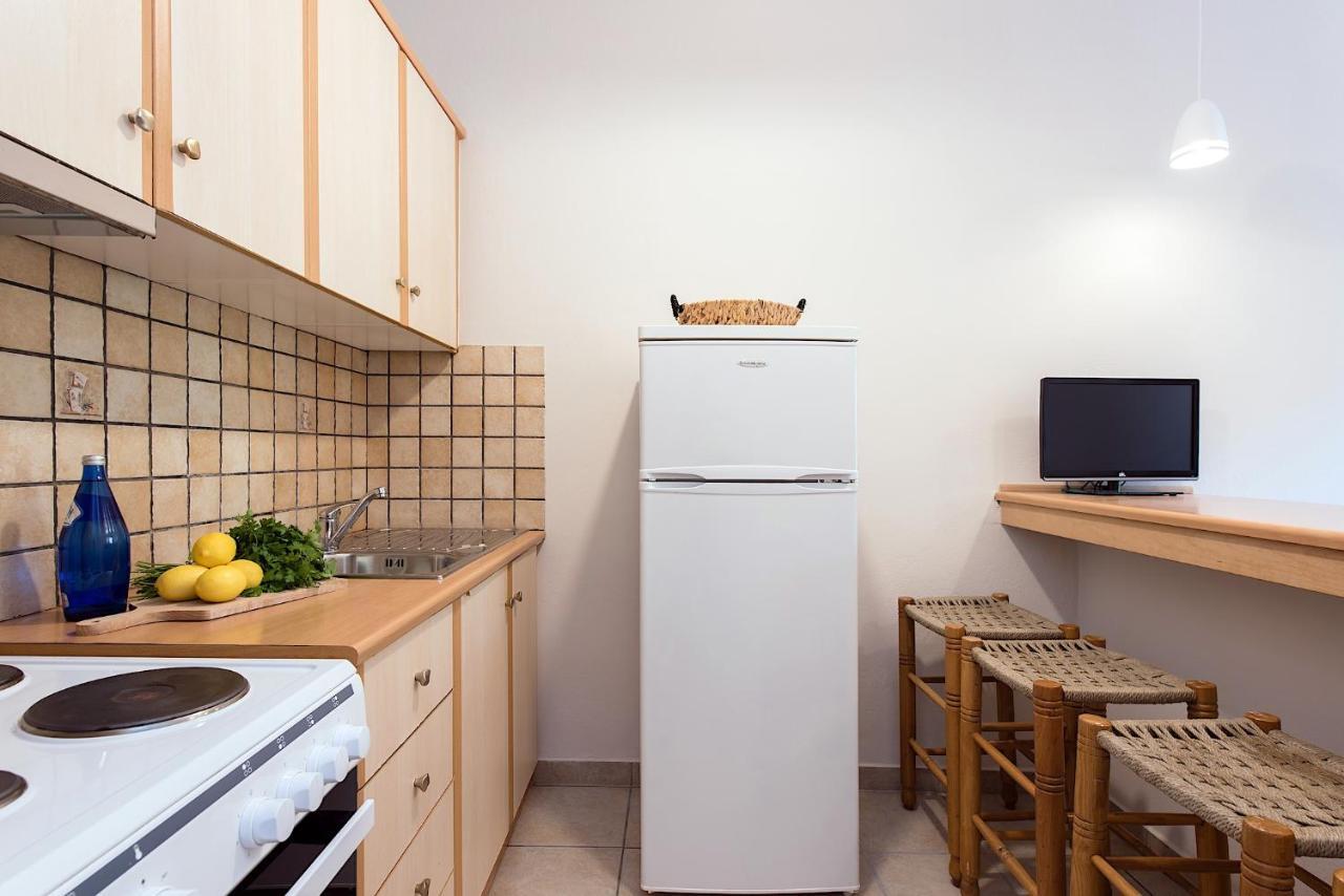Kokoros Apartments Като-Коракиана Экстерьер фото